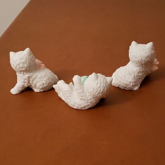 Set of 3 Vintage Homco Persian Cats Kittens Playing with Yarn Porcelain Bisque - Picture 6 of 6